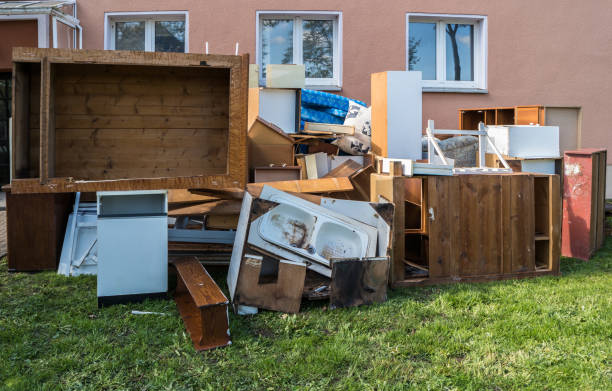 Best Professional Junk Removal  in South Hutchinson, KS