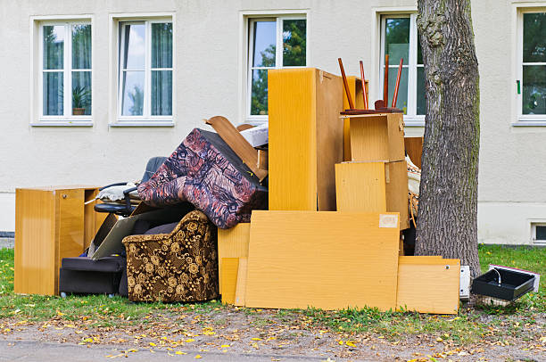 Best Yard Cleanup Services  in South Hutchinson, KS